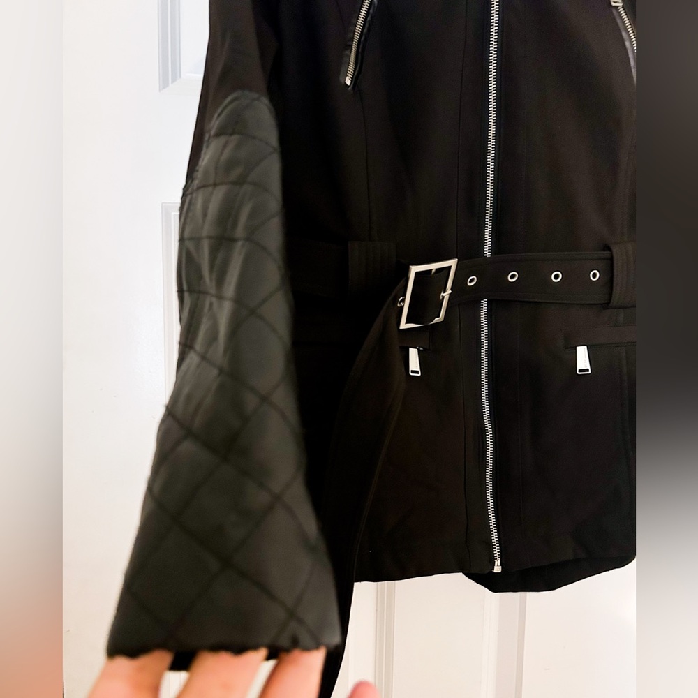 Black Hooded Jacket - image 4